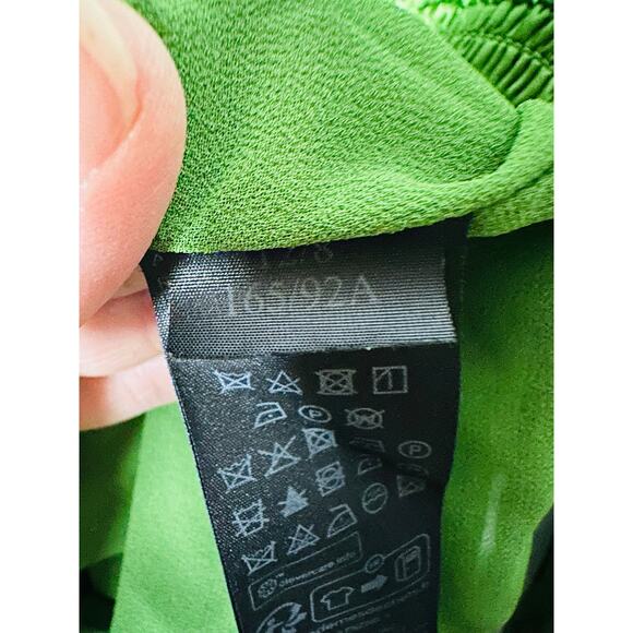 ALLSAINTS Estelle Green Satin Silk Long Sleeve Handkerchief Midi Dress Size 8 - Picture 11 of 14